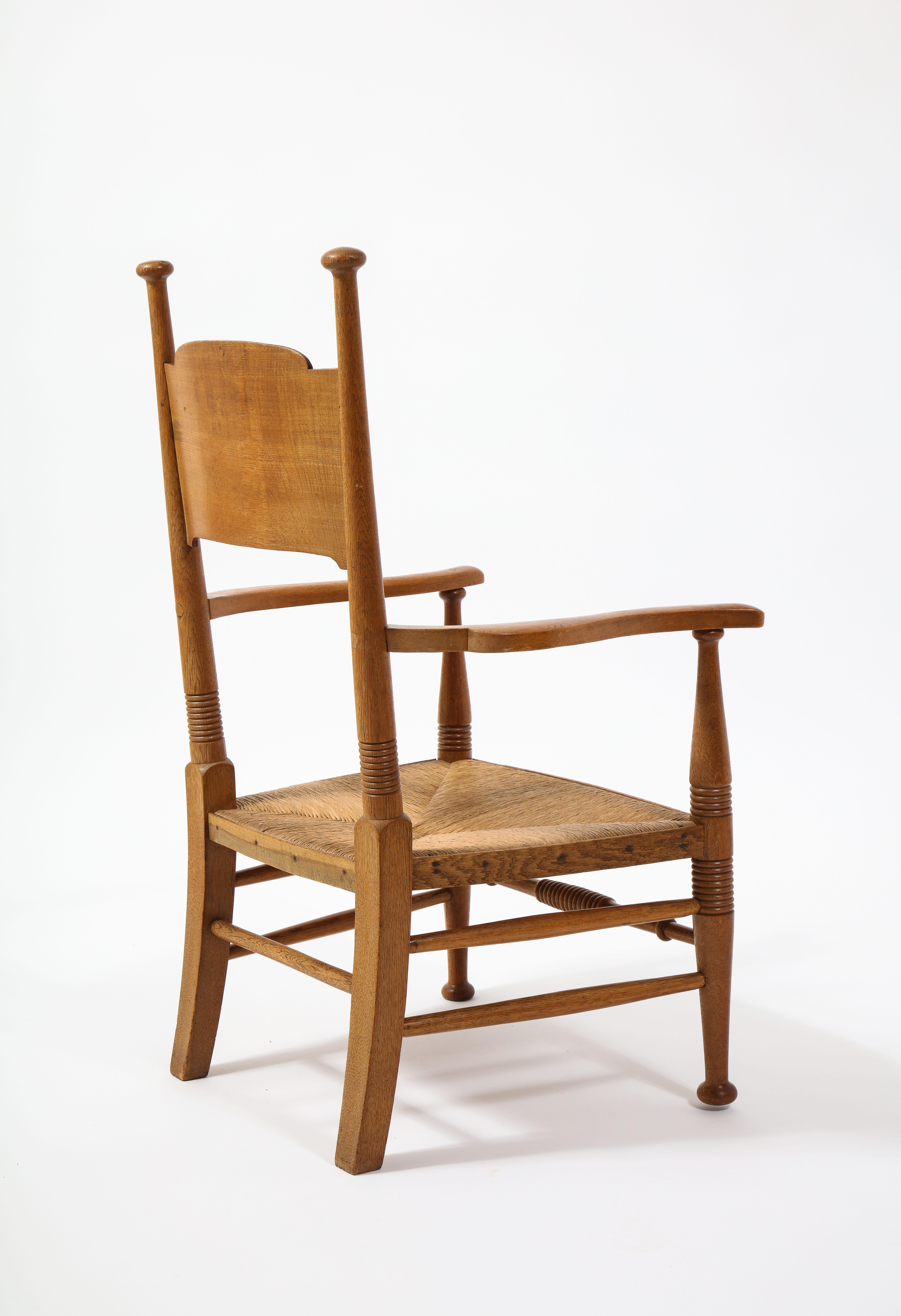 EG Punnets & Williams Arts & Craft Chair with Rush Seat, England 1910's 5