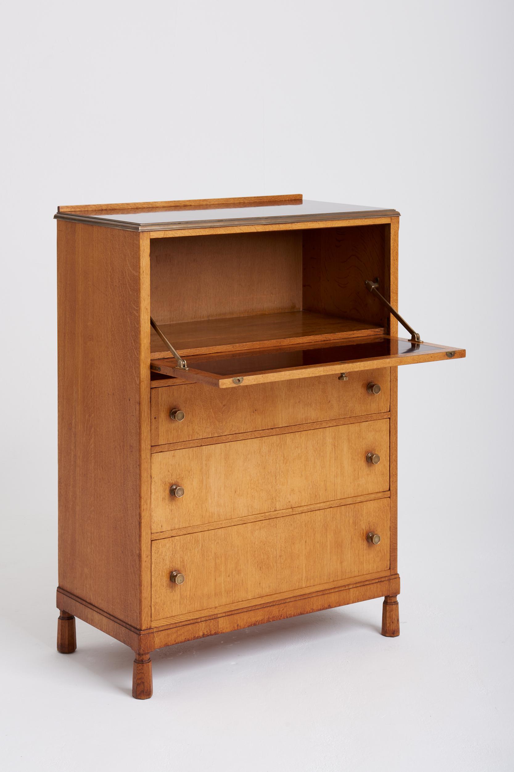Arts & Craft Oak Secretaire Cabinet by Morris of Glasgow In Good Condition In London, GB
