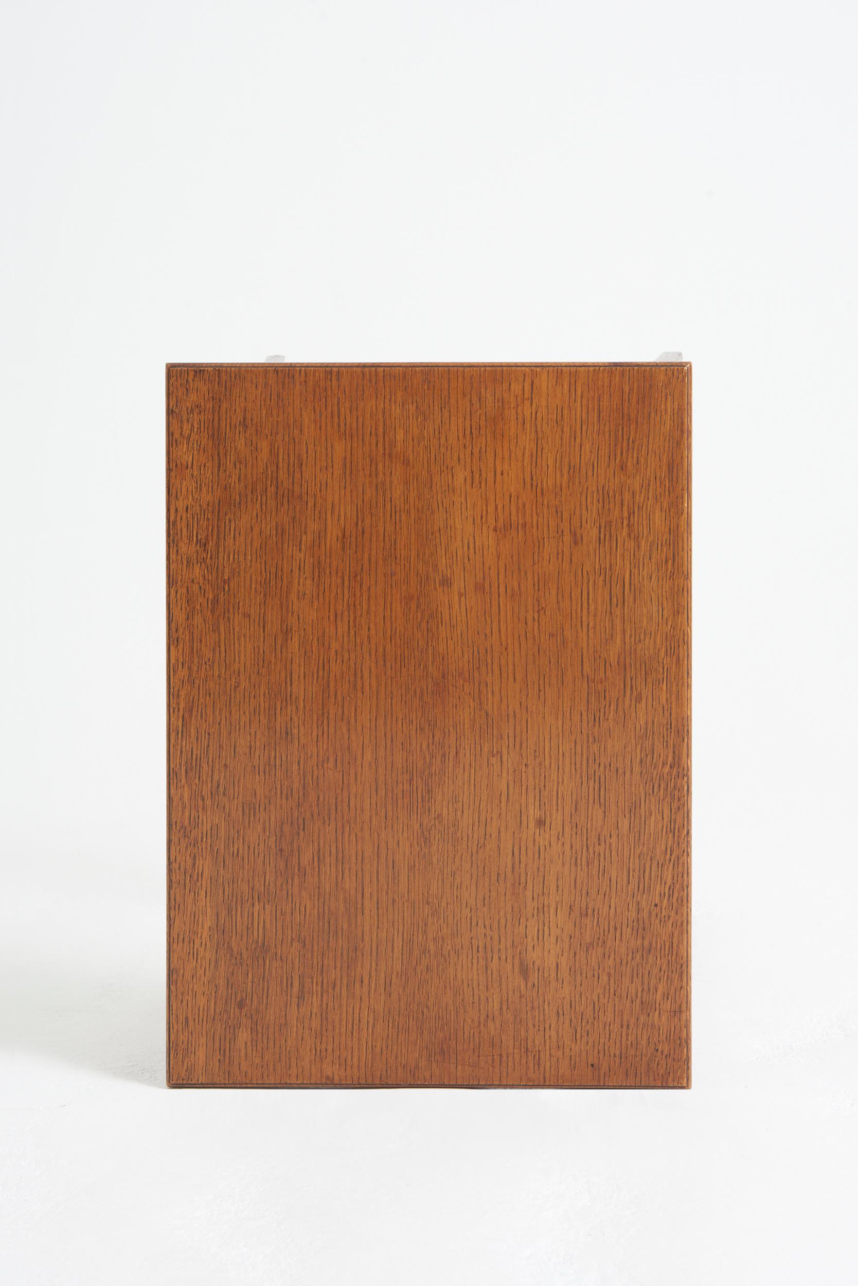 Table d'appoint Arts & Craft en vente 6