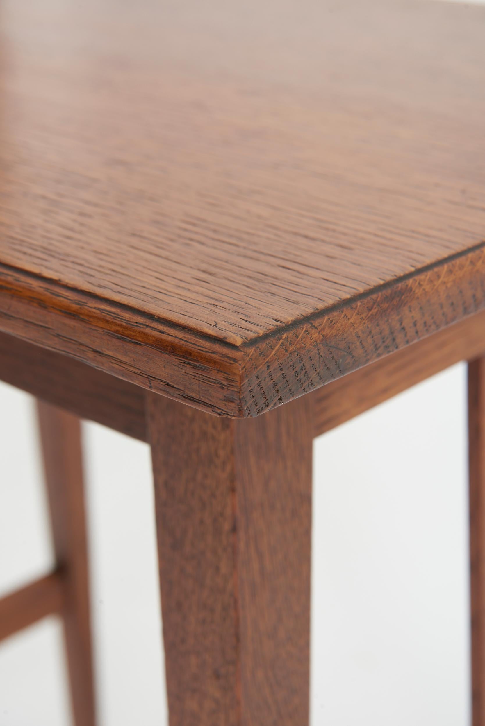 Table d'appoint Arts & Craft en vente 1