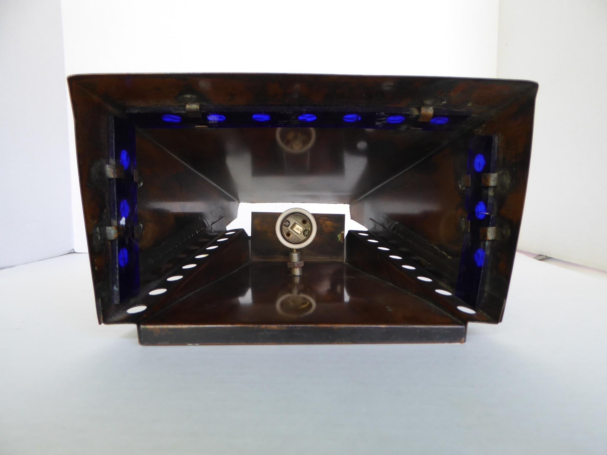 Arts & Craft Style Modern Copper /Cobalt Blue Glass Sconce Wall Light 1950s In Good Condition For Sale In Miami, FL