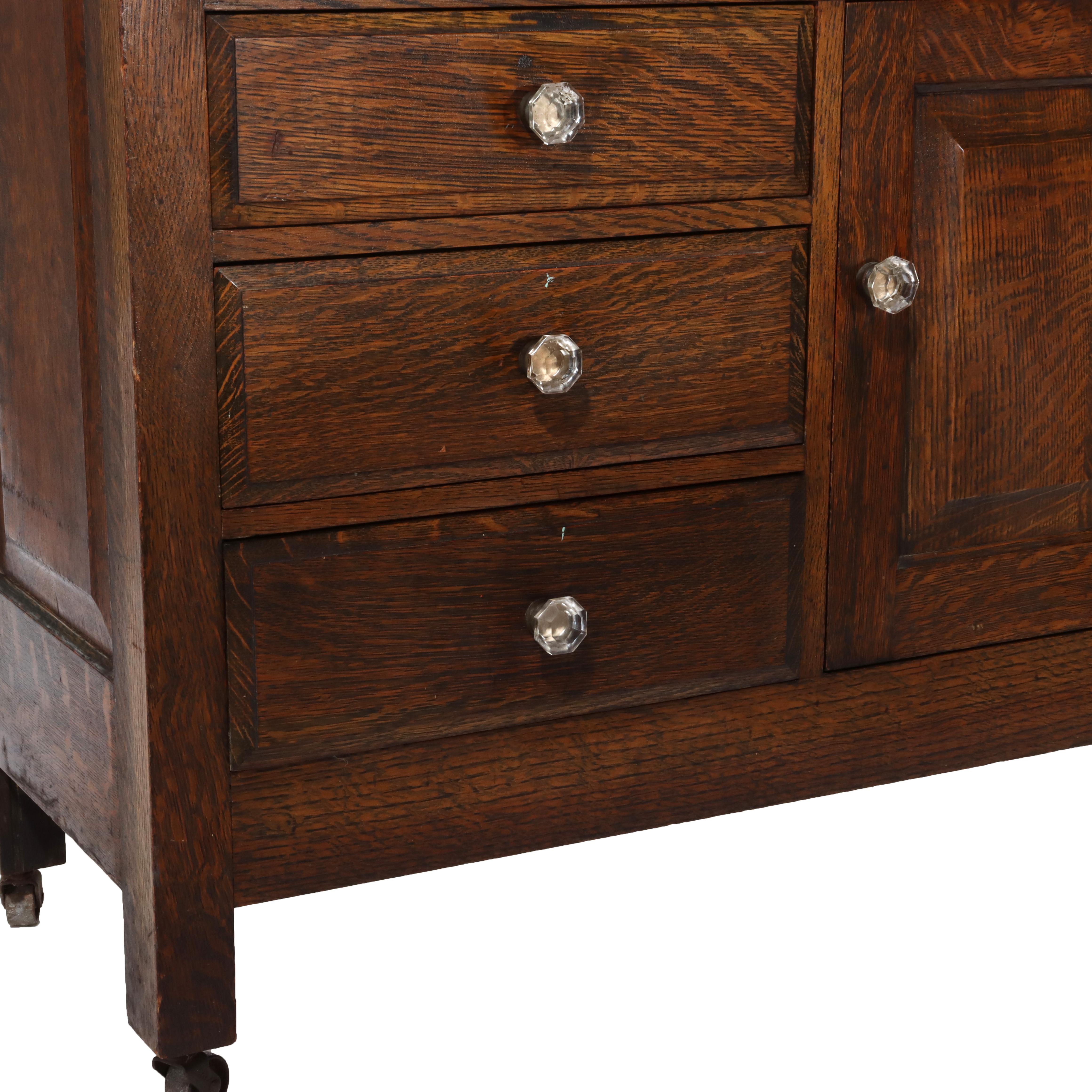 Cabinet dentaire à 18 tiroirs en chêne, verre au plomb et porcelaine Arts & Crafts C1910 en vente 12