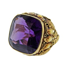 Arts & Crafts 25 Carat Amethyst Gold Ring