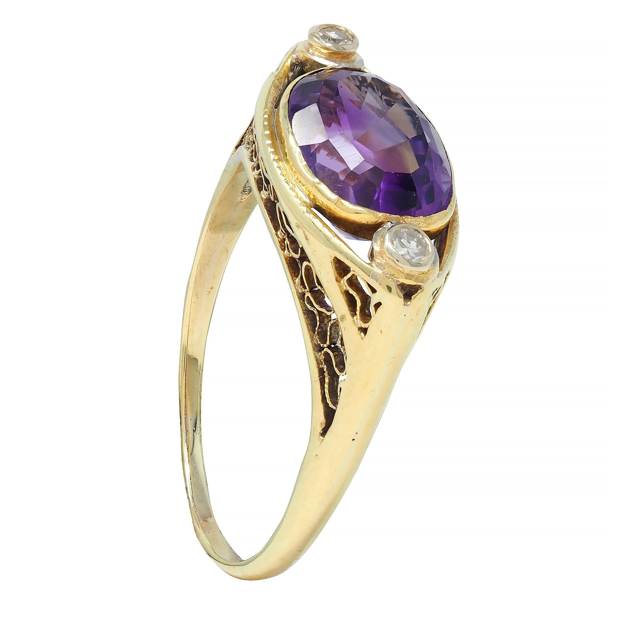 Arts & Crafts Amethyst Diamond 14 Karat Yellow Gold Antique Heart Ring 4