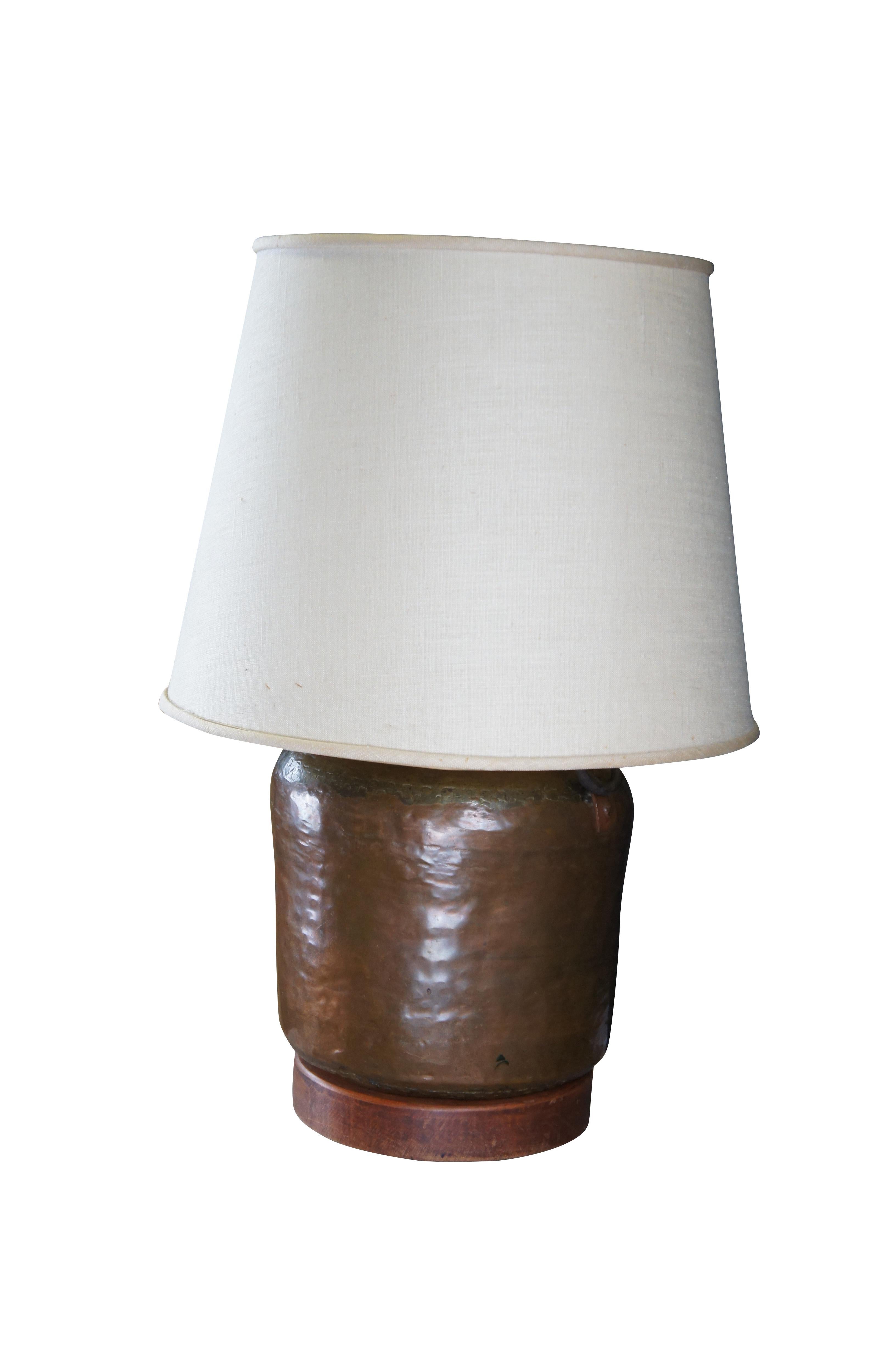 Rustic Arts & Crafts Antique 19th Century Dovetailed Copper Converted Table Lamp Pot For Sale