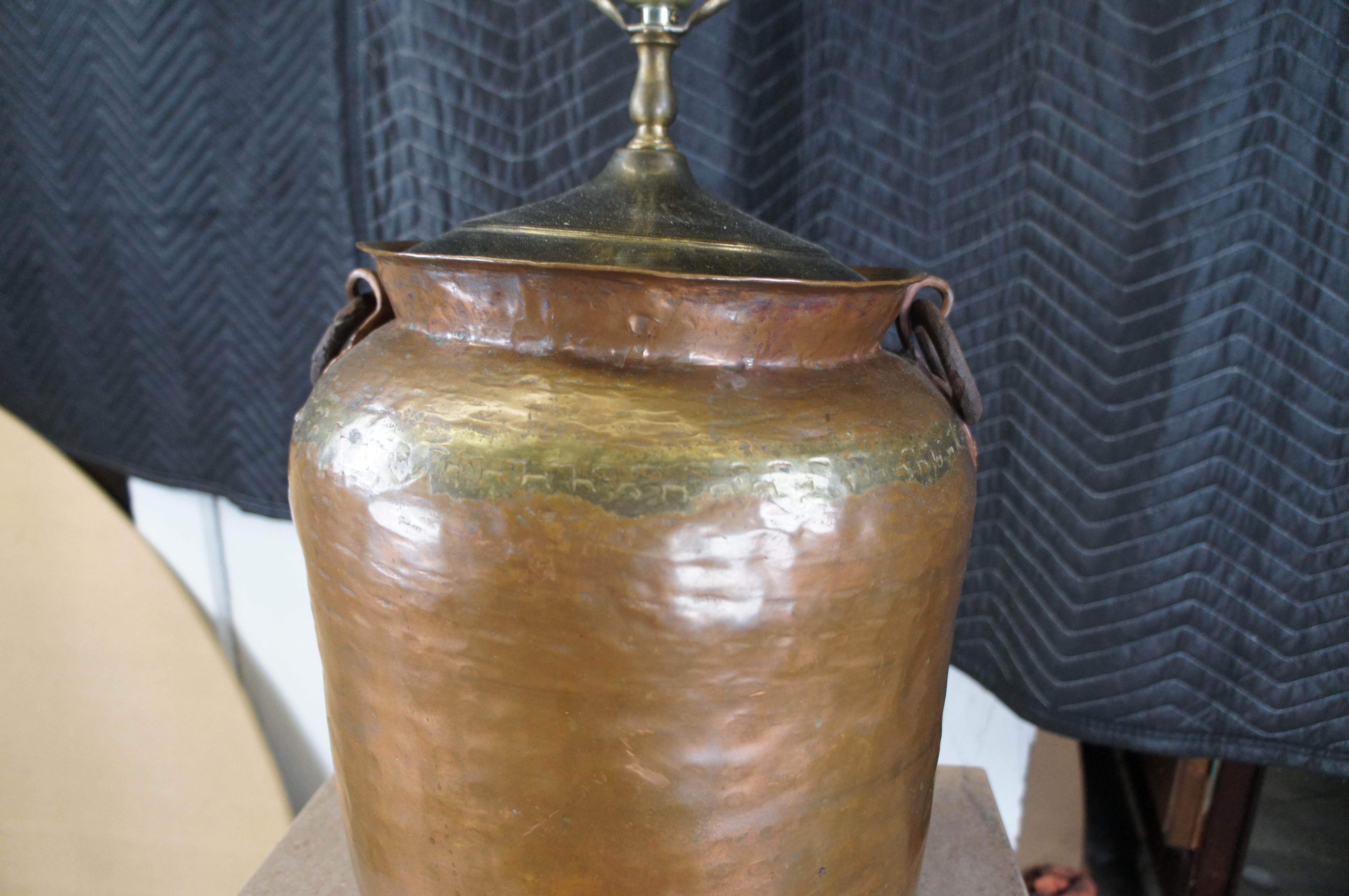 Arts & Crafts Antique 19th Century Dovetailed Copper Converted Table Lamp Pot For Sale 3