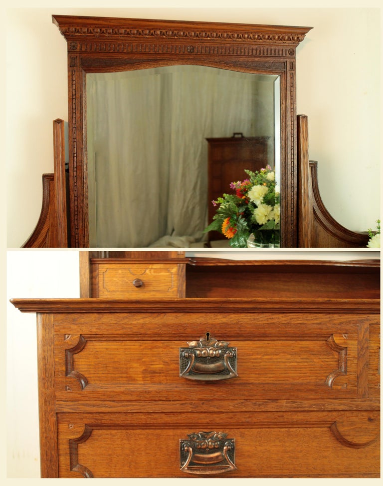 Arts and Crafts Antique English Oak Bedroom Suite, Attributed to Maple