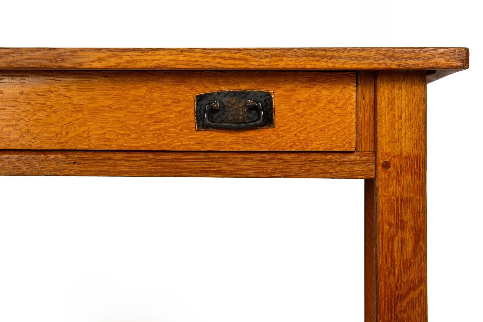 Arts & Crafts Antique L. & J.G. Stickley Oak Library Table no. 531 For Sale 8