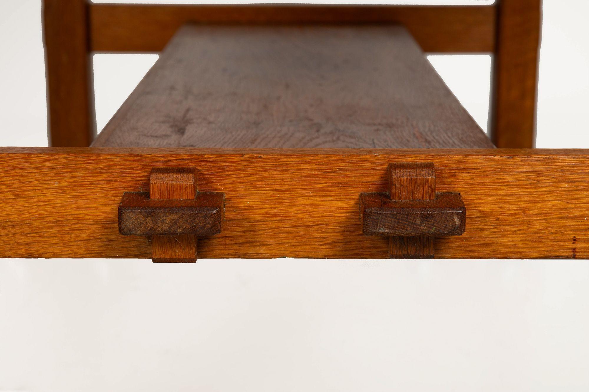 Arts & Crafts Antique L. & J.G. Stickley Oak Library Table no. 531 For Sale 14