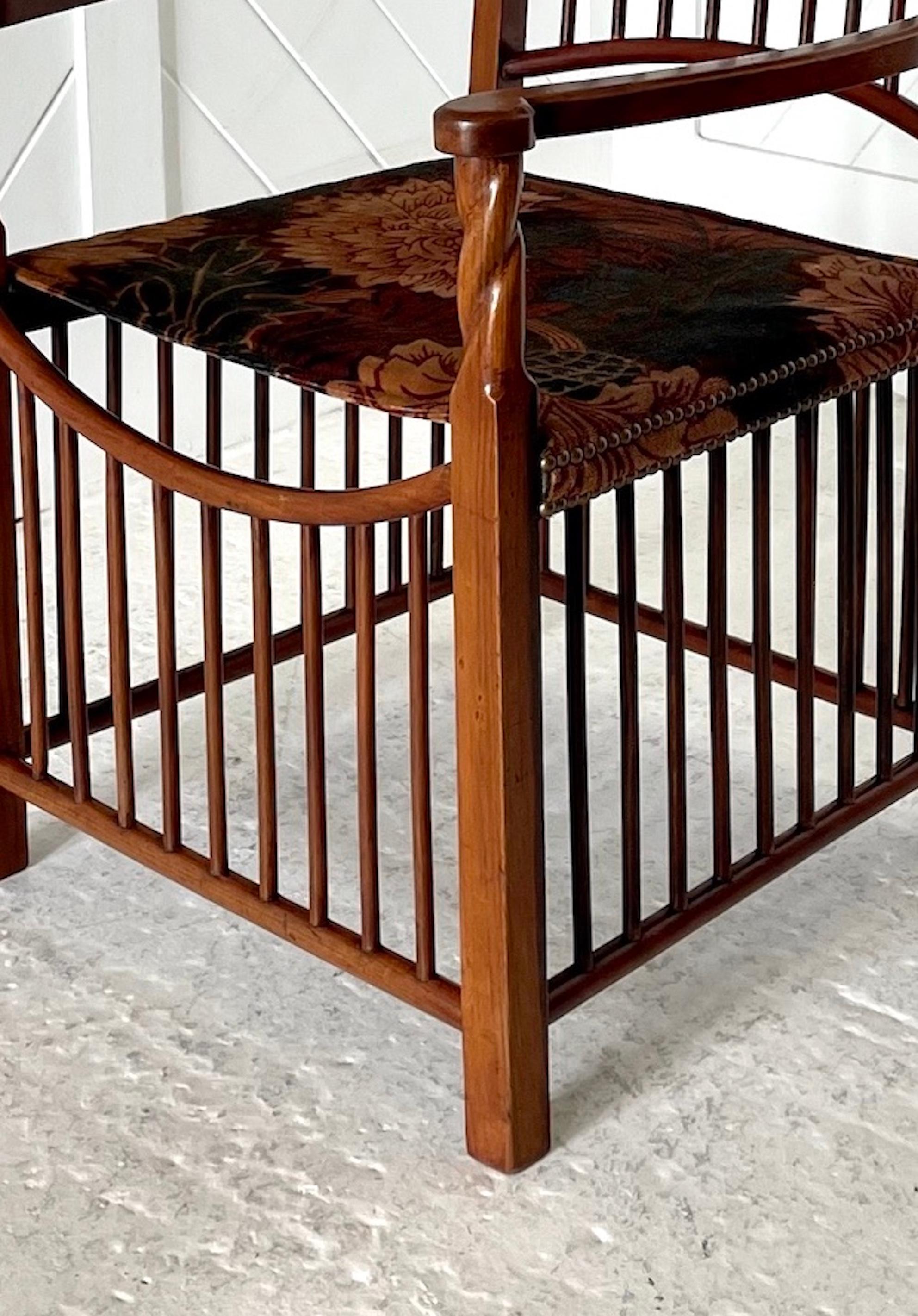 Arts and Crafts Fauteuil Arts & Crafts Par Liberty & Co. en vente