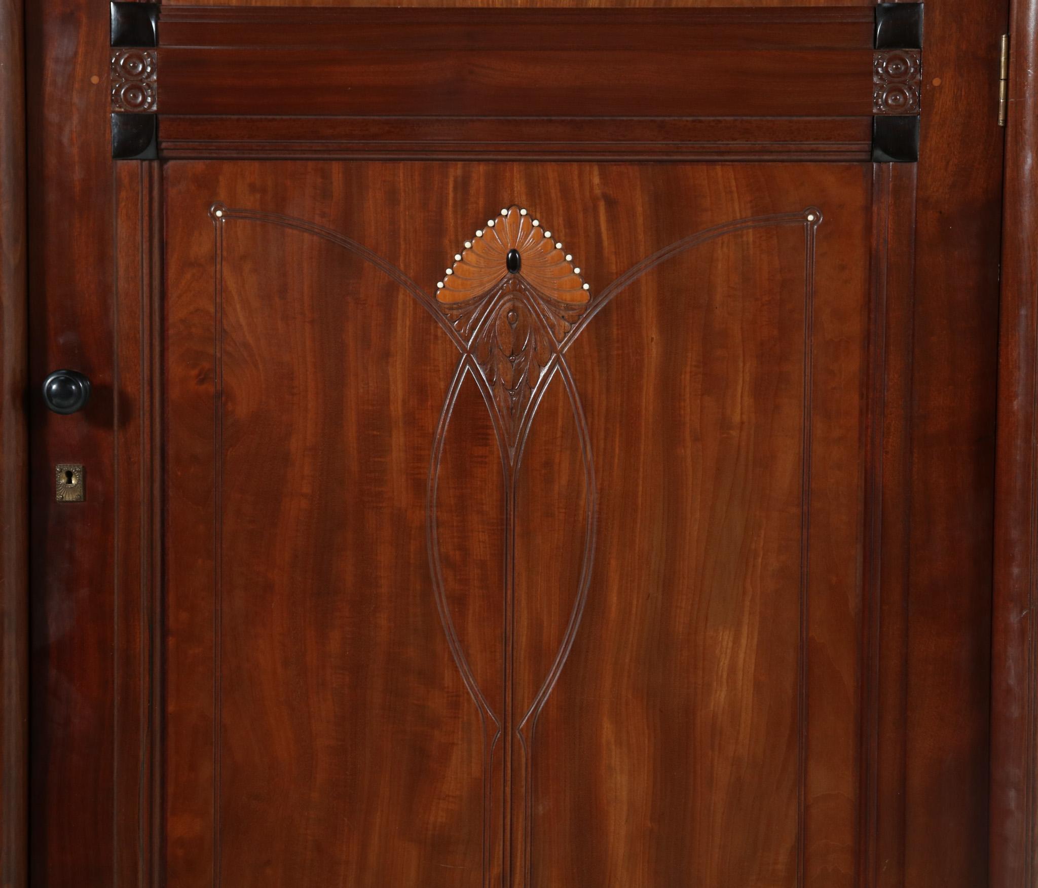  Armoire ou armoire Arts & Crafts de Jac. van den Bosch pour 't Binnenhuis, 1910 en vente 7