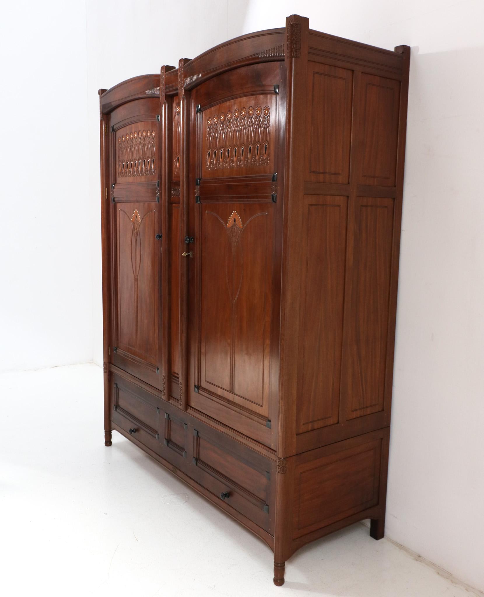 Early 20th Century  Arts & Crafts Armoire or Wardrobe by Jac. van den Bosch for 't Binnenhuis, 1910 For Sale