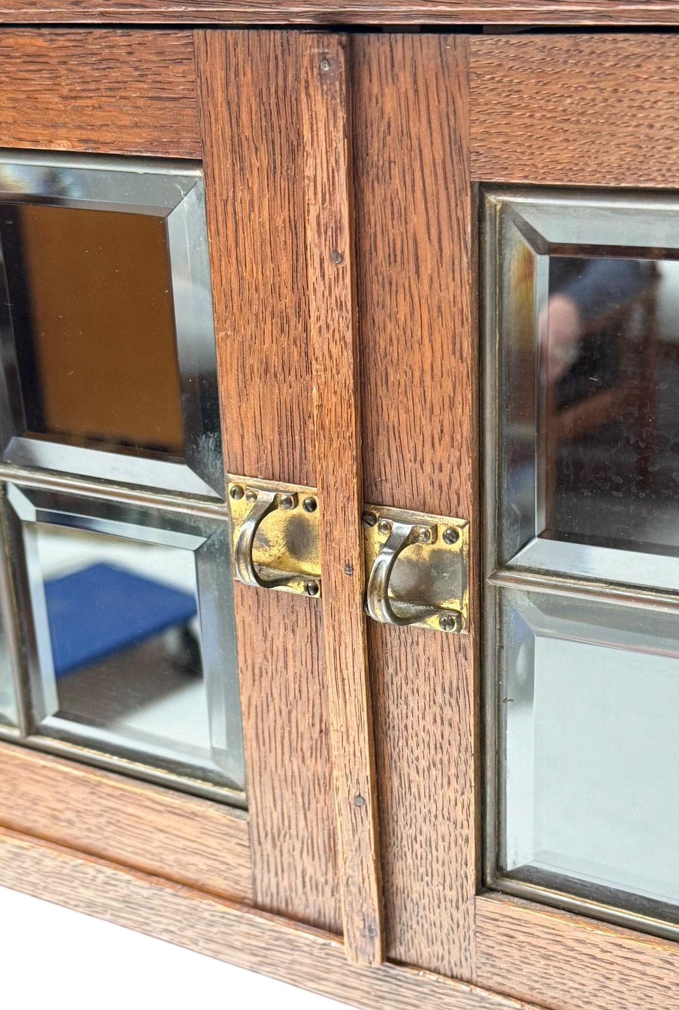 Arts & Crafts Art Nouveau Bookcase Onder den Sint Maarten Style, 1900s 1