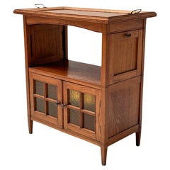 Armario Art Nouveau Arts & Crafts con bandeja para servir, 1900