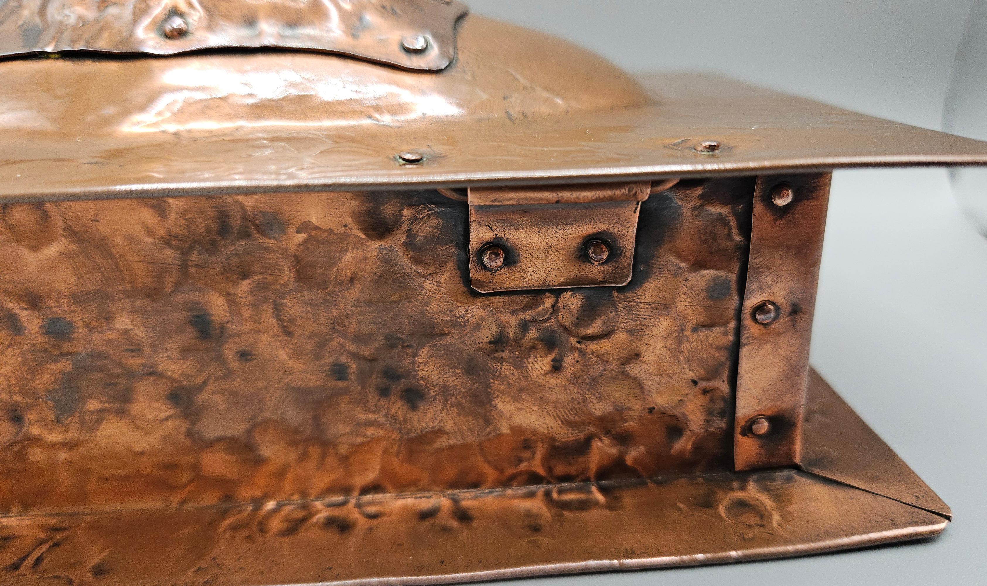 Arts & Crafts Art Nouveau Jugendstil Ruskin Enamel Copper Box, A E Jones, c.1905 For Sale 10