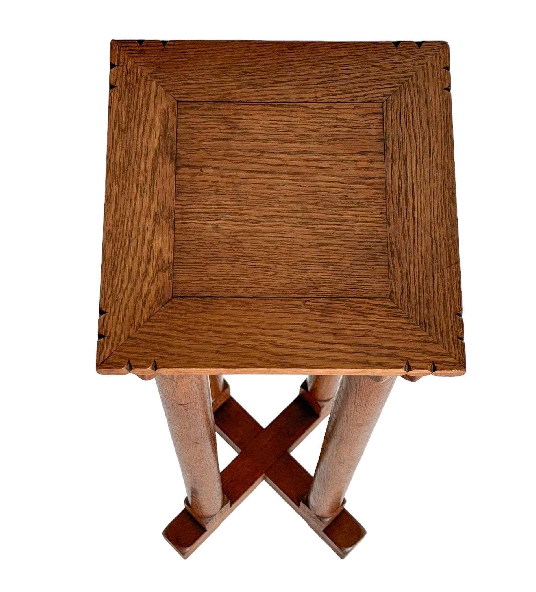 Arts & Crafts Art Nouveau Pedestal, 1900s For Sale 6