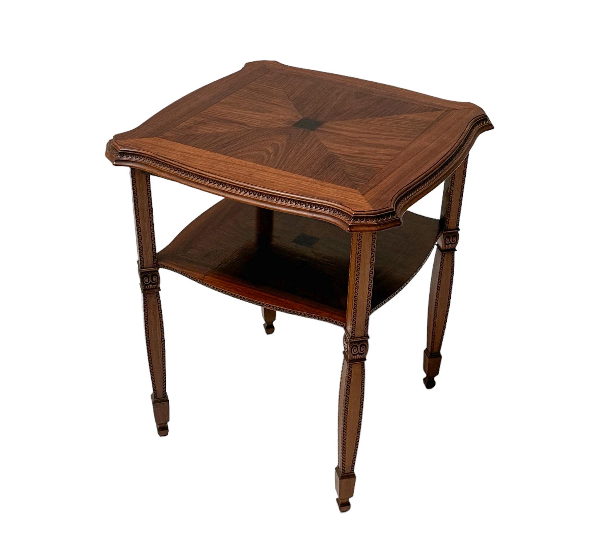 Arts & Crafts Art Nouveau Side Table by K.P.C. de Bazel, 1900s In Good Condition For Sale In Amsterdam, NL
