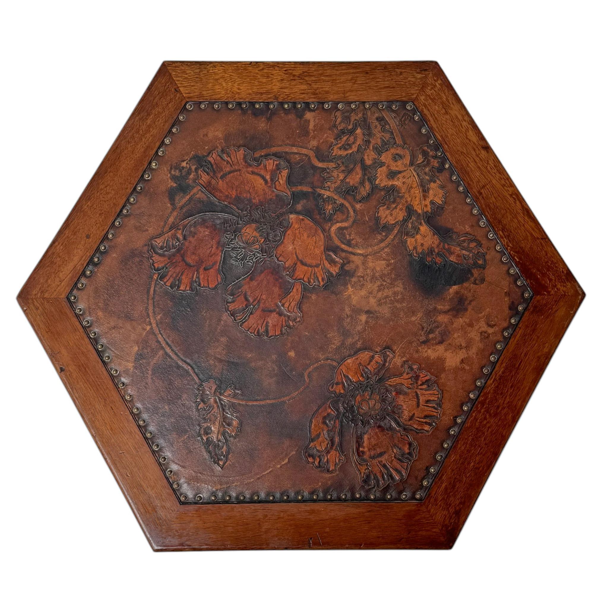 Table d'appoint Art Nouveau Arts & Crafts avec plateau en cuir d'origine, années 1900 Bon état - En vente à Amsterdam, NL