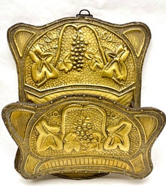 Arts & Crafts, Beaten Copper Magazines Holder with Original Patina, Handmade