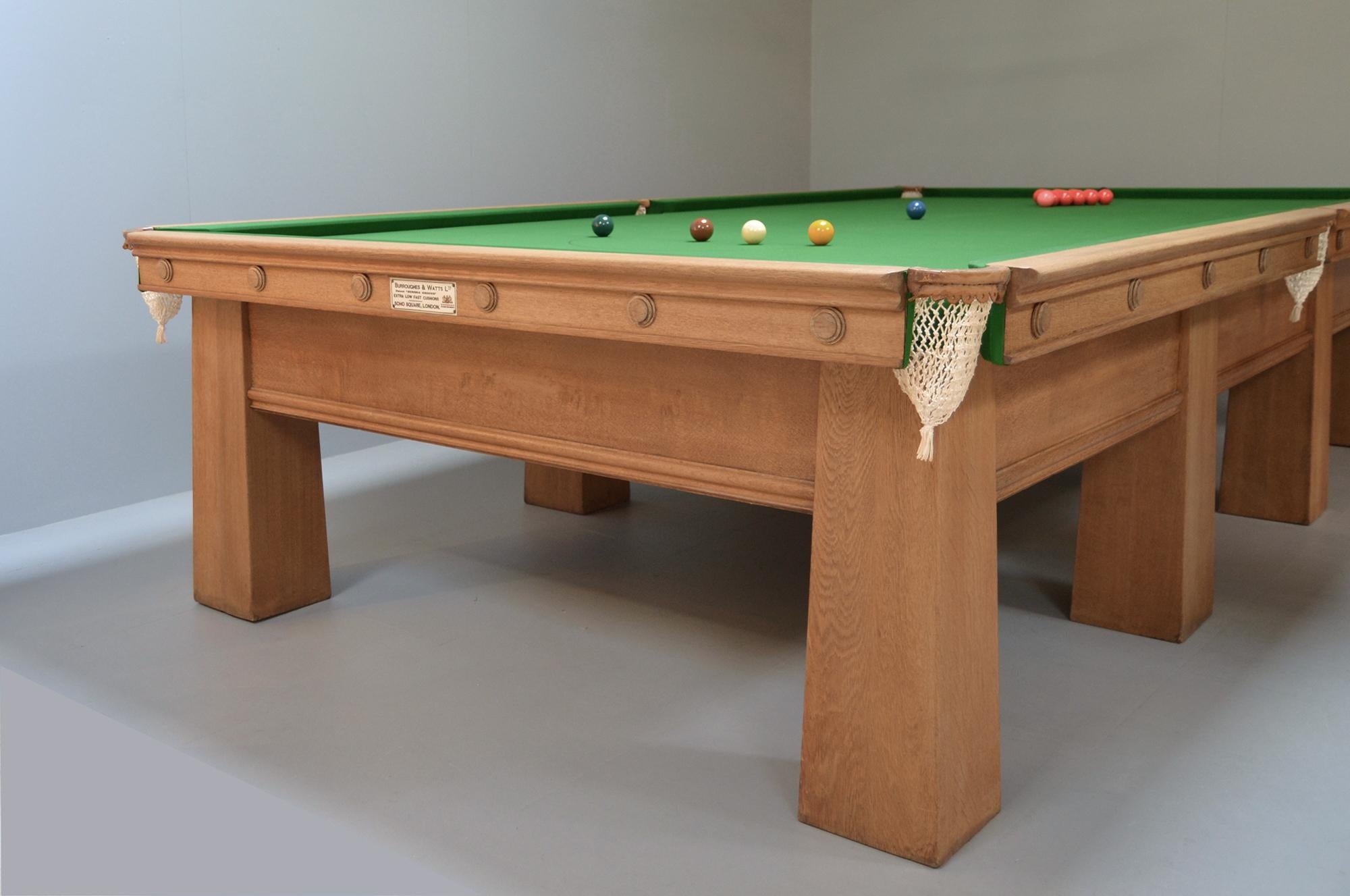 English Arts and Crafts Billiard Snooker Pool Table oak Glasgow School Design 1910 For Sale