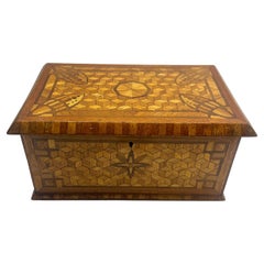 Scatola Decorative Crafts con intarsio decorativo fatto a mano, circa 1910