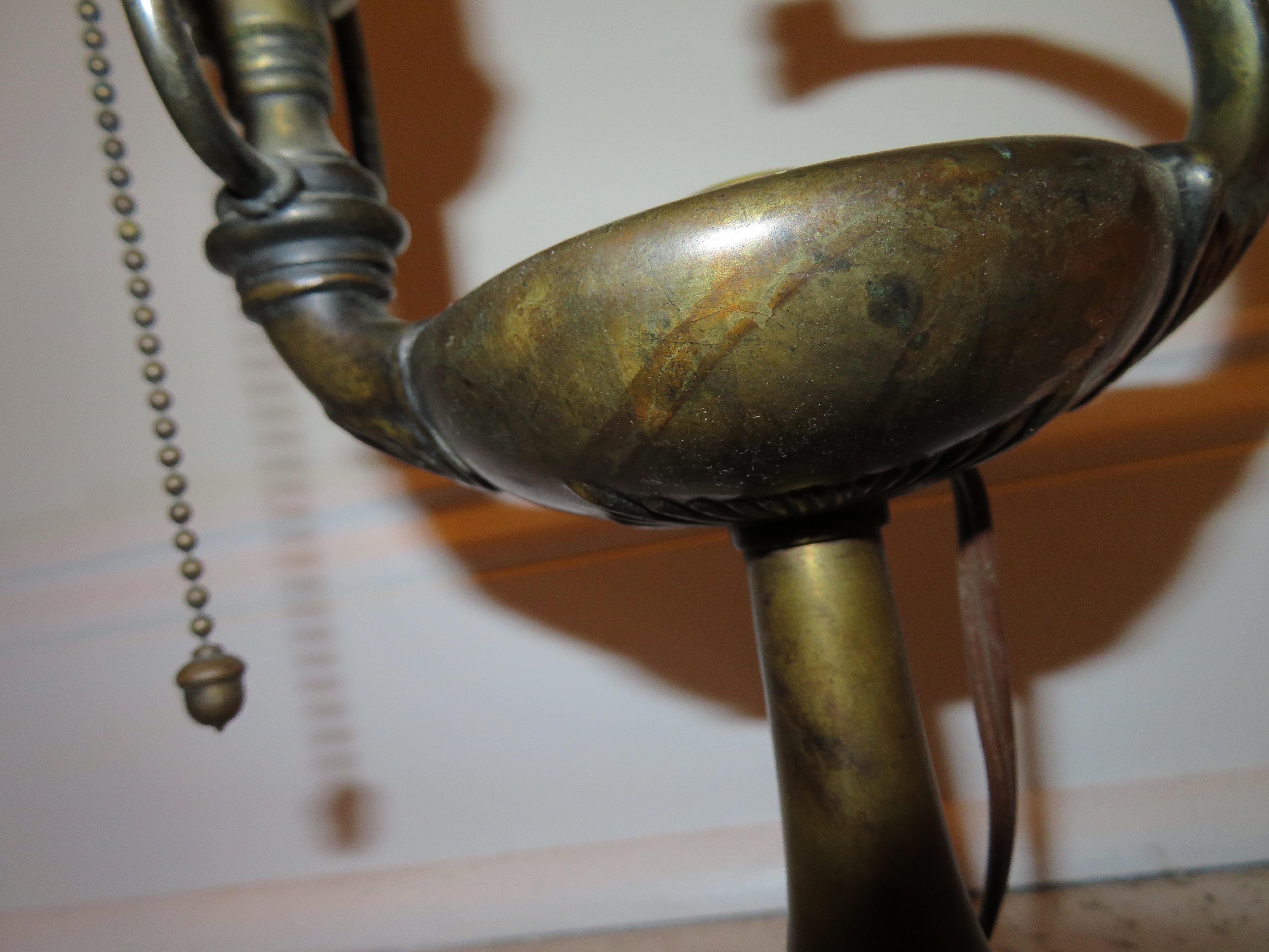 Arts & Crafts Bradley and Hubbard Brass Genie Slag Glass Lamp In Good Condition In Pemberton, NJ