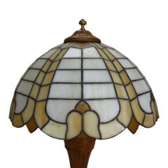 ARts & Crafts Bradley & Hubbard Style Stained Leaded Glass Table Lamp c1920
