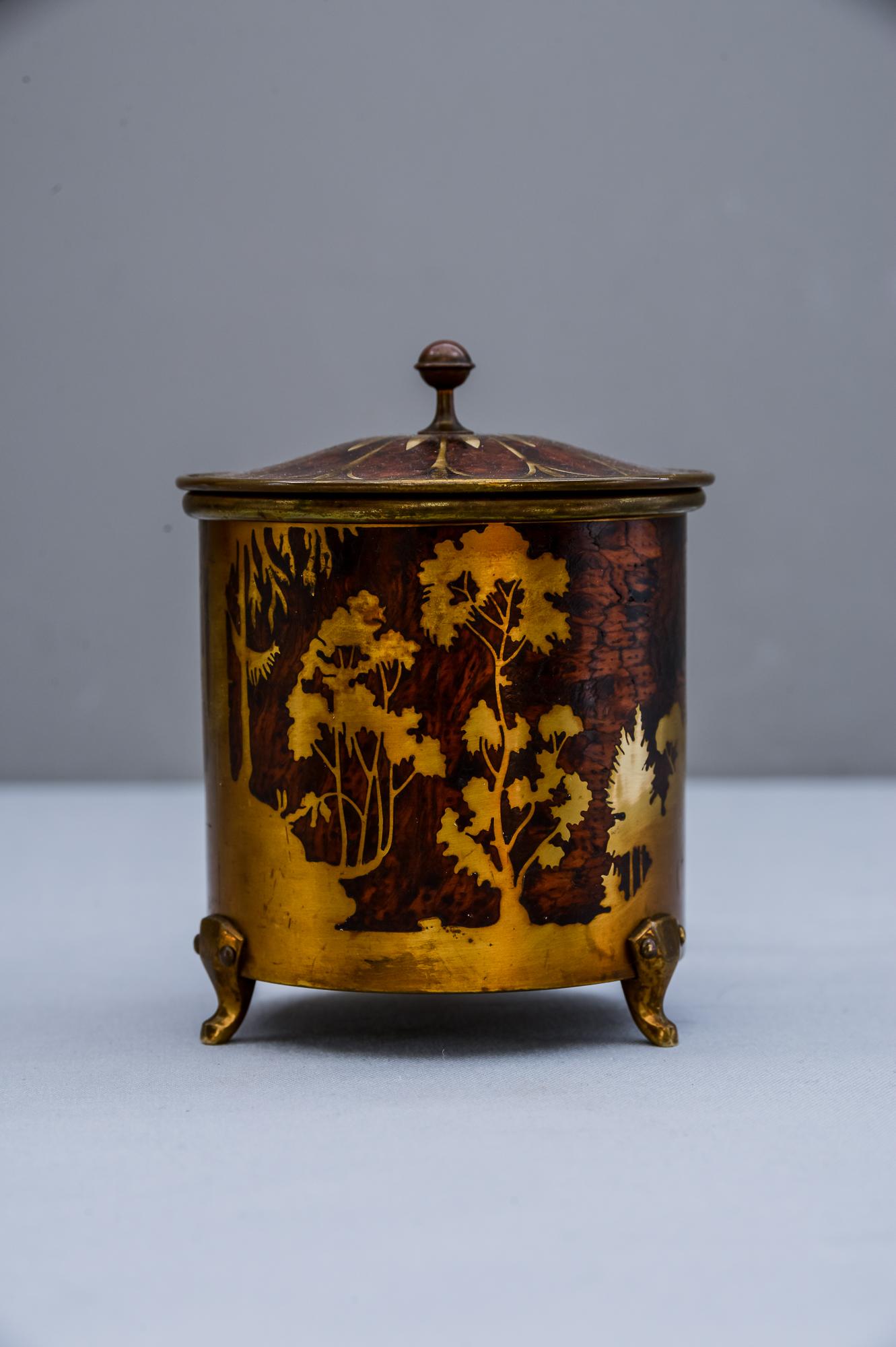 Art Deco Arts & Crafts brass and wood round box by Erhard & Sohne Vienna circa 1920s
Original condition.