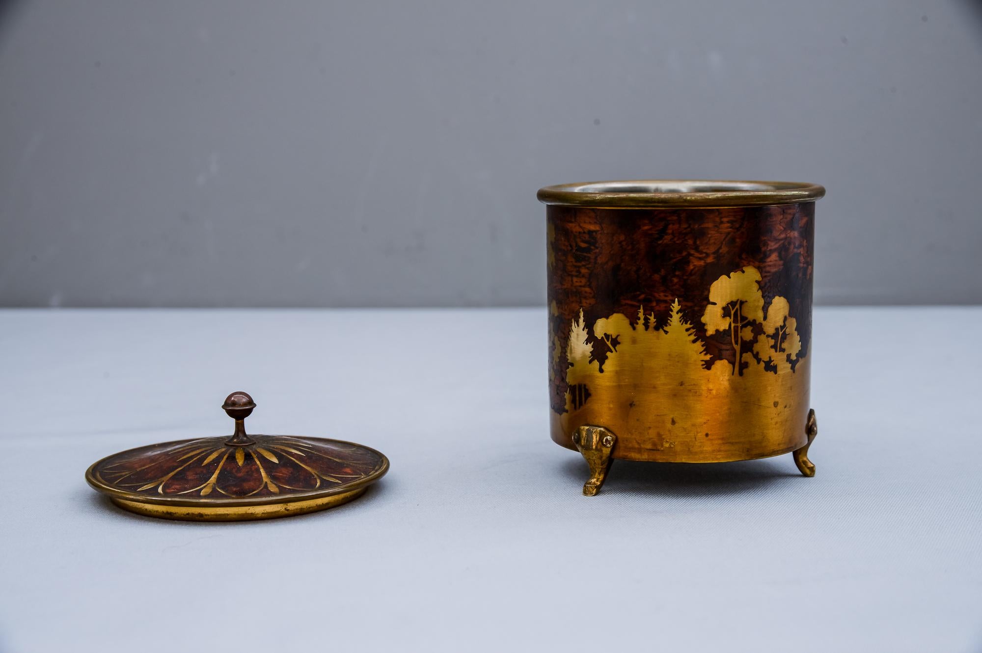 Austrian Arts & Crafts Brass and Wood Round Box by Erhard & Sohne Vienna, circa 1920s