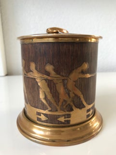 Runde Arts and Crafts-Schachtel aus Messing und Holz von Erhard & Sohne, Wiener Secessionist
