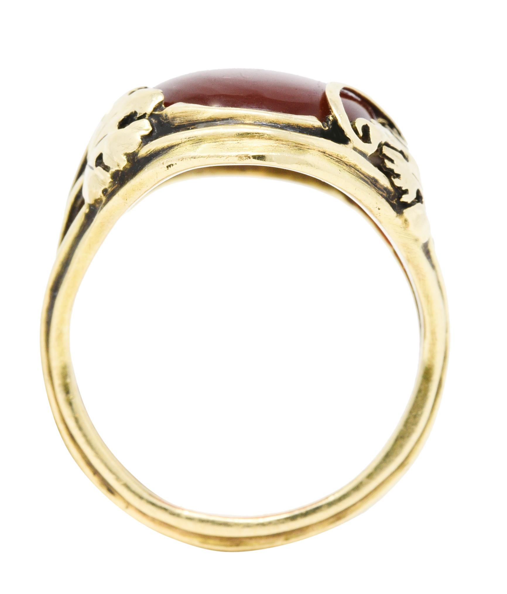 Arts & Crafts Carnelian Cabochon 18 Karat Gold Foliate Ring In Excellent Condition In Philadelphia, PA