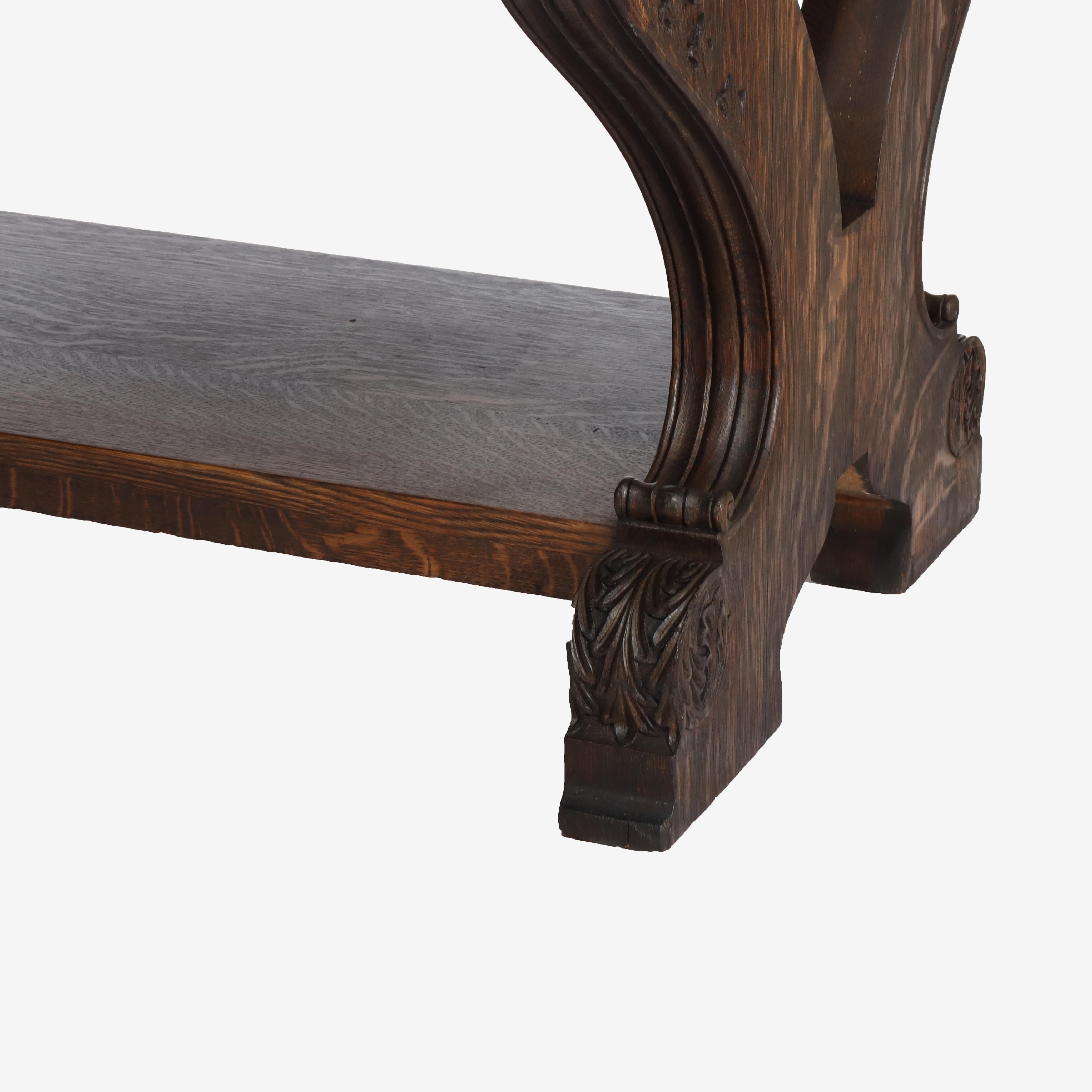 Arts & Crafts Mesa de biblioteca de caballete de roble tallado con patas en forma de lira C1910 siglo XX en venta