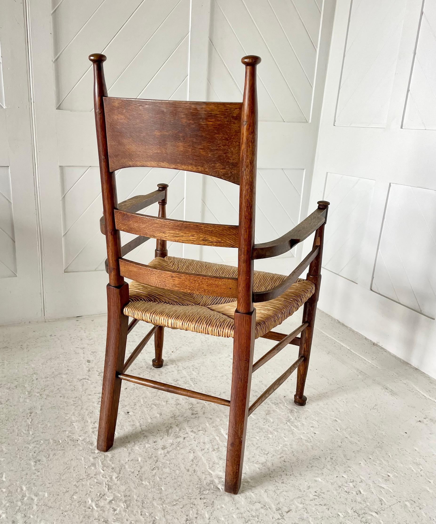 Arts and Crafts Sedia Carver Arti e Mestieri di William Birch in vendita
