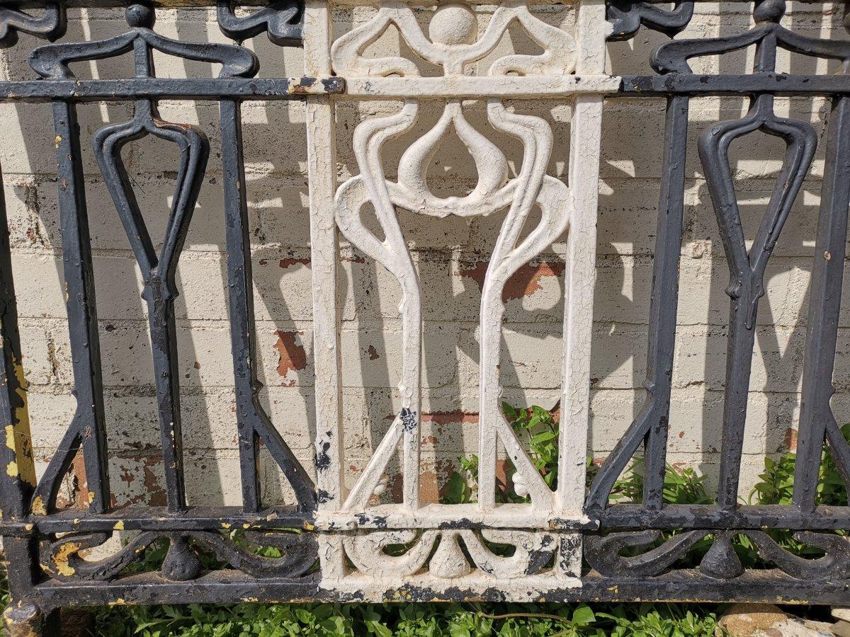 Early 20th Century Arts & Crafts Cast Iron Gate with its Original Side Post All with Floral Details For Sale