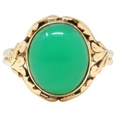 Arts & Crafts Chrysoprase Cabochon 14 Karat Gold Foliate Floral Antique Ring