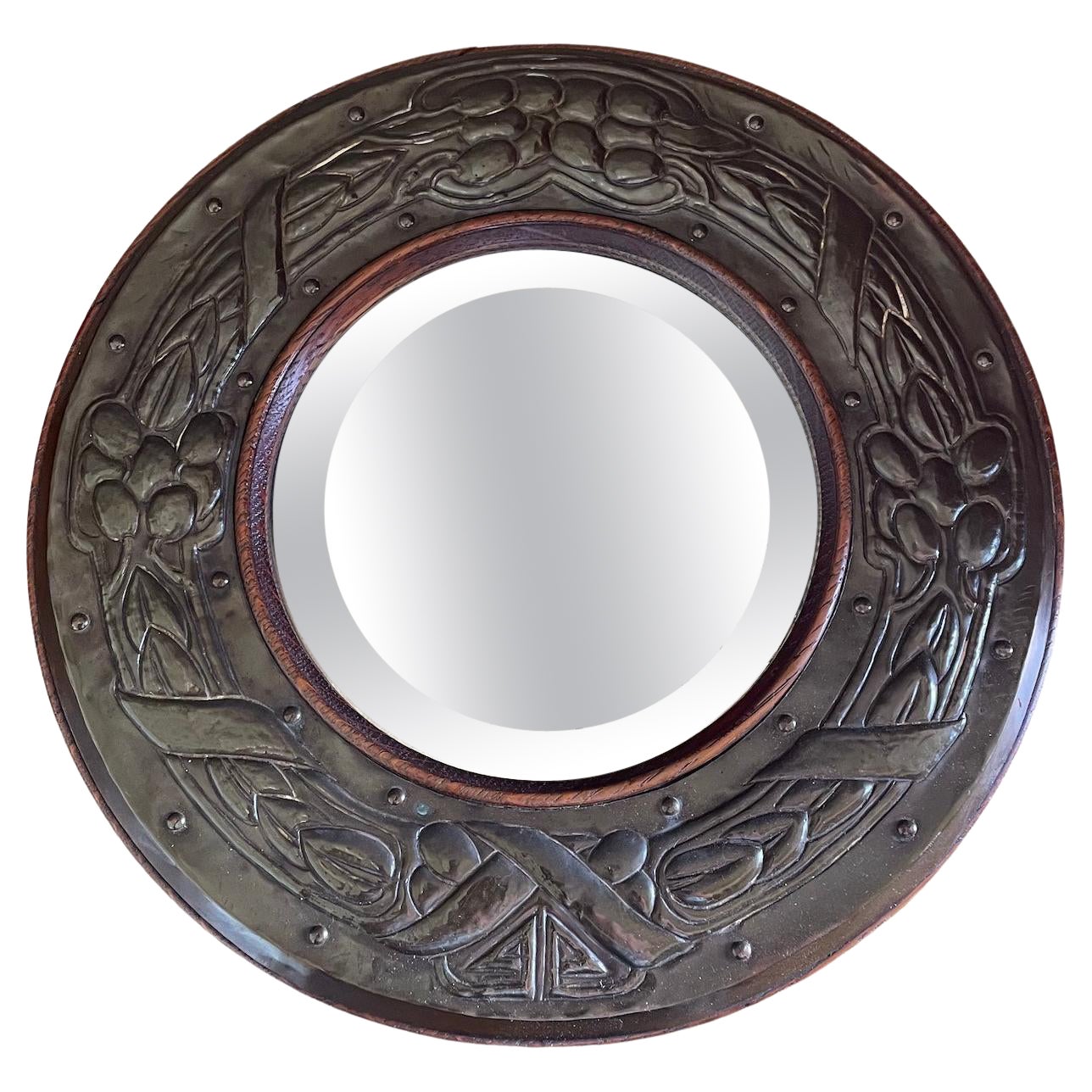 Specchio con cornice circolare Arts & Crafts