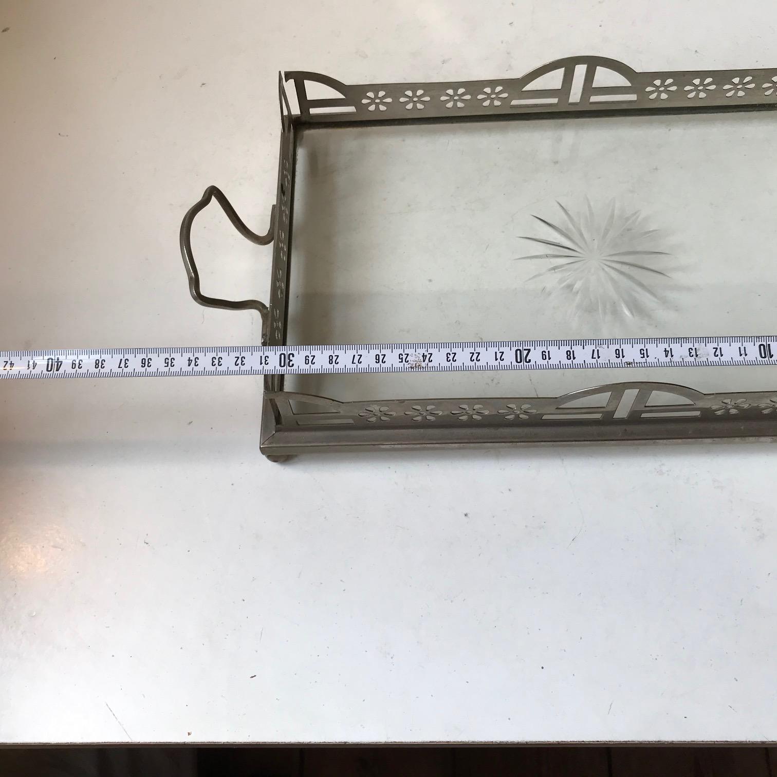 20th Century Arts & Crafts Cocktail Tray in Glass & White Metal For Sale