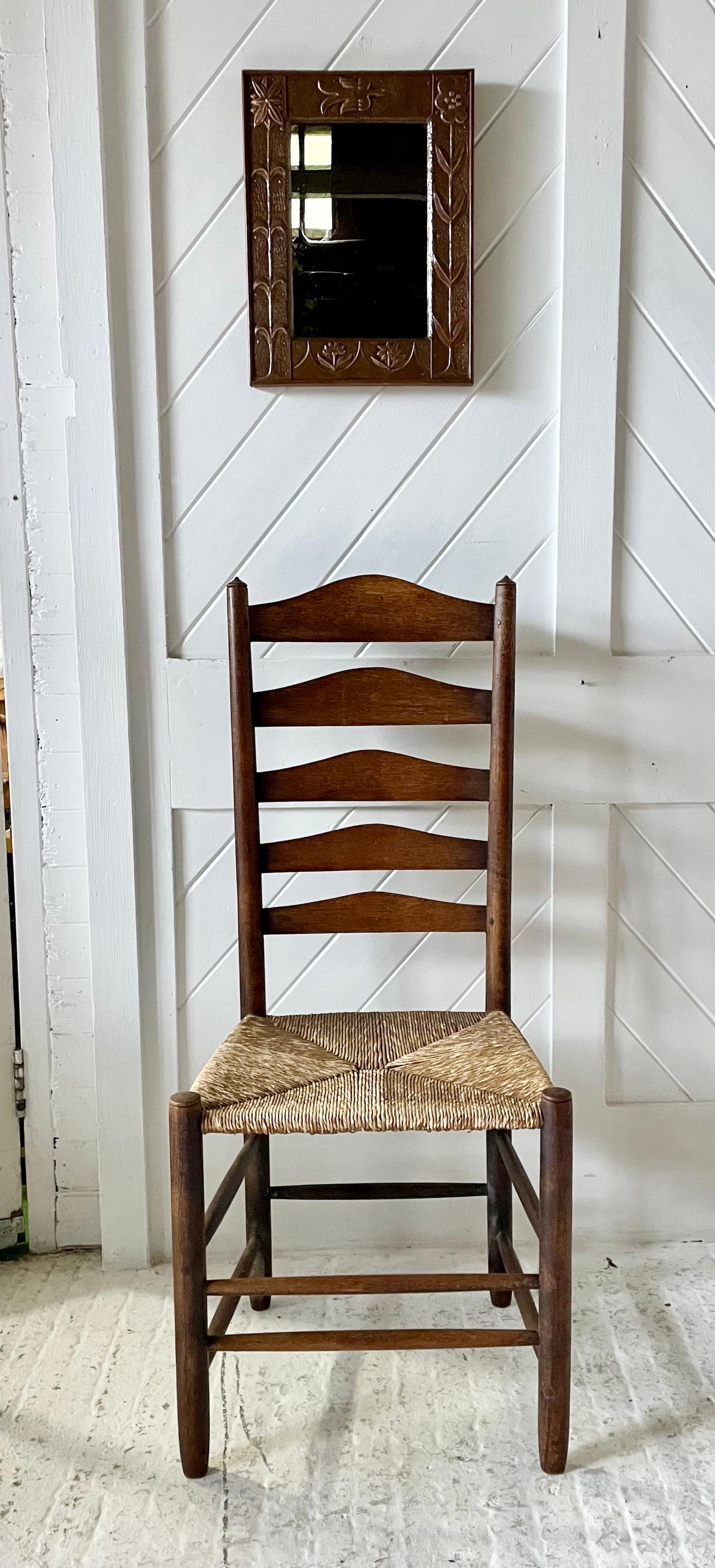 Specchio con cornice in rame Arts & Crafts di John Pearson In condizioni buone in vendita a Petworth, GB