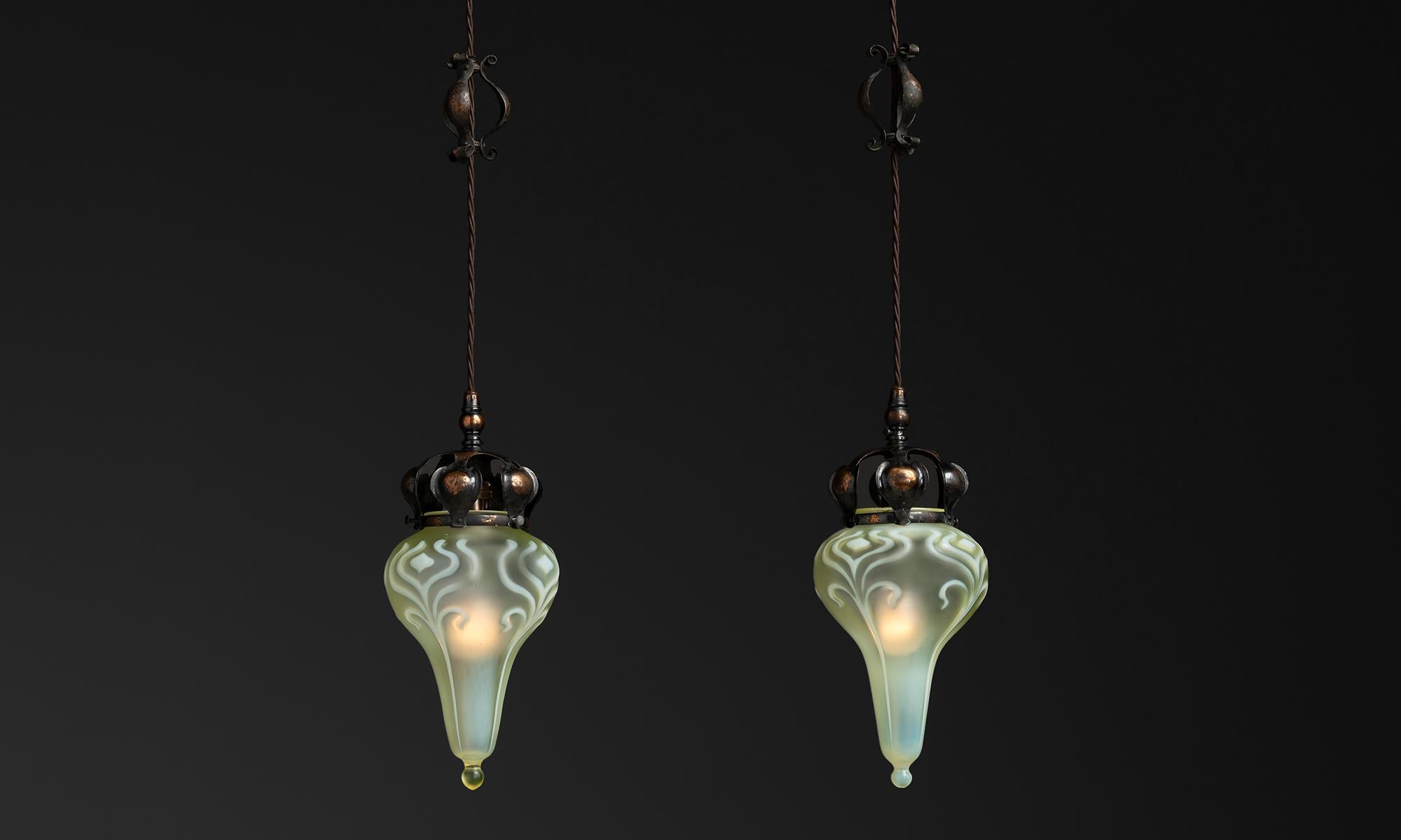 England, 1900
Hand crafted copper galleries with original vaseline shades made by designer John Walsh.
6”dia x 13”h
Ref. L5040
$ 1,800 ea ( 2 avail )
