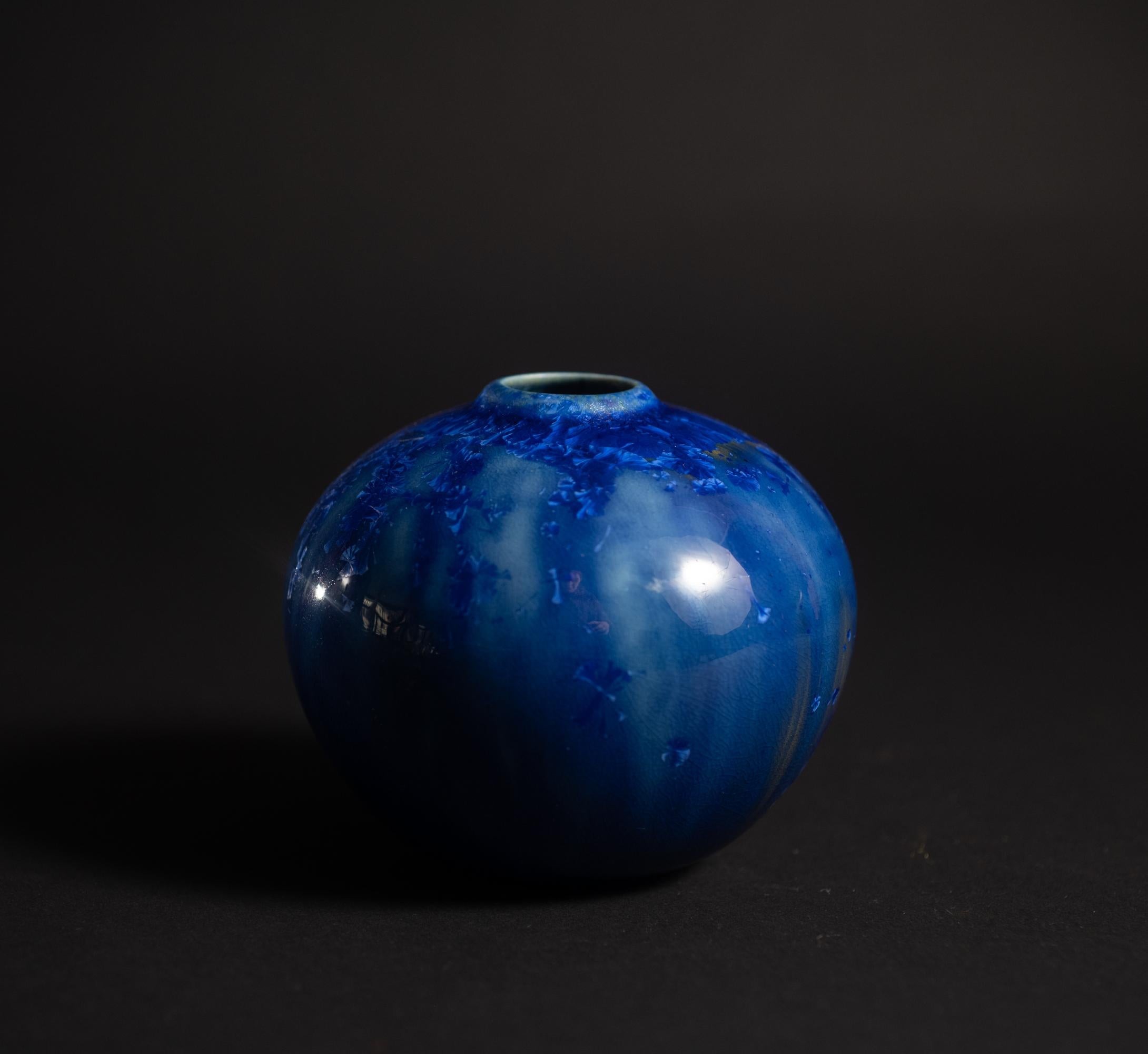 Arts and Crafts Crystalline Kerulean-Vase aus Kristall von Adelaide Alsop Robineau (Glasiert) im Angebot