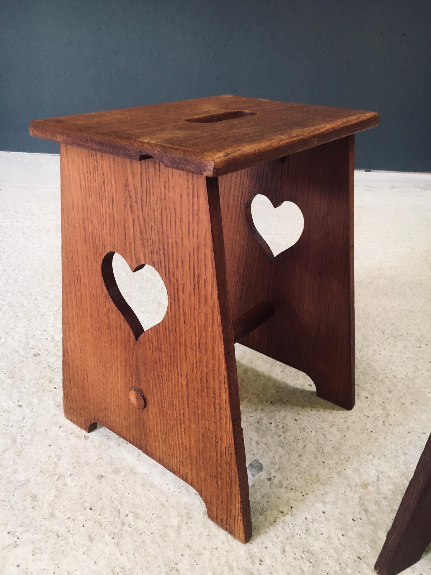 Juego de taburetes HEART de estilo Arts & Crafts Design, Bélgica Años 20 en venta 4