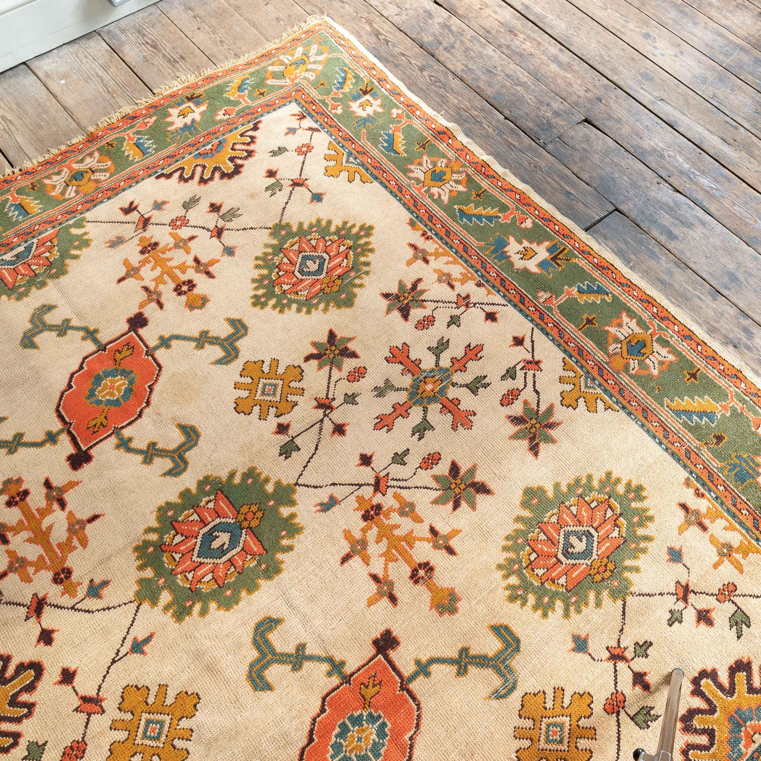 Arts and Crafts Donegal Oushak Design-Teppich im Oushak-Design im Angebot 3