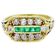 Arts & Crafts Emerald Diamond 18 Karat Green Gold Laurel Band Ring