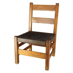 Antique Arts & Crafts Gustav Stickley Childs Chair No 342, Circa 1910