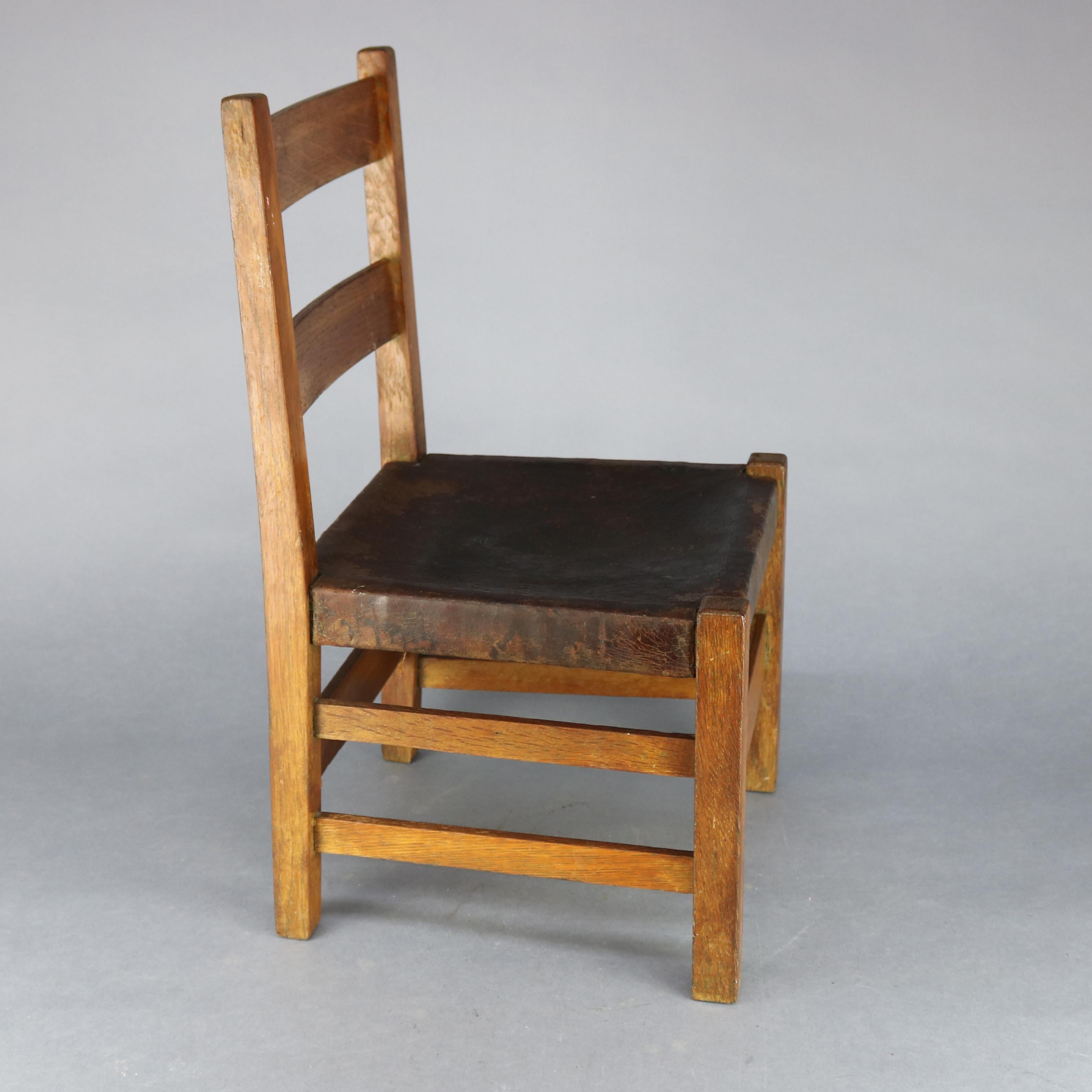 American Antique Arts & Crafts Gustav Stickley Childs Chair No 342, Circa 1910