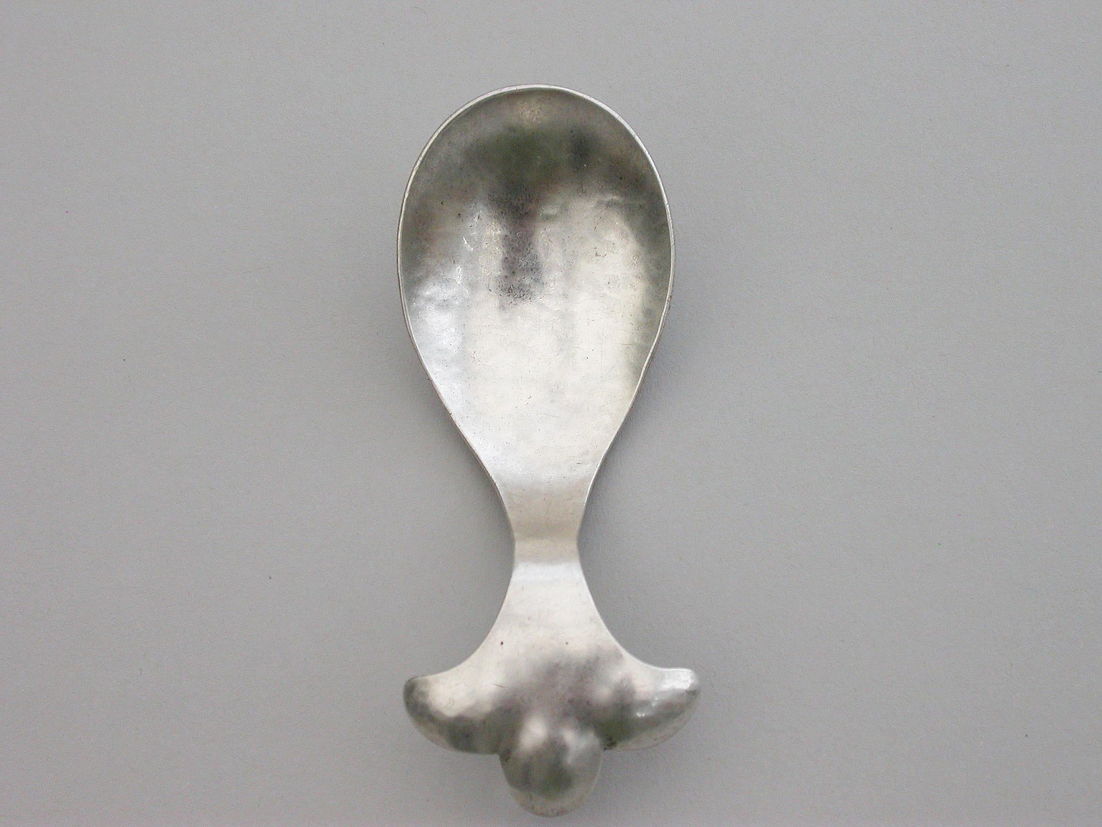 Arts and Crafts Arts & Crafts Hammered Silver Trefoil Caddy Spoon by W T Pavitt, London, 1929 For Sale