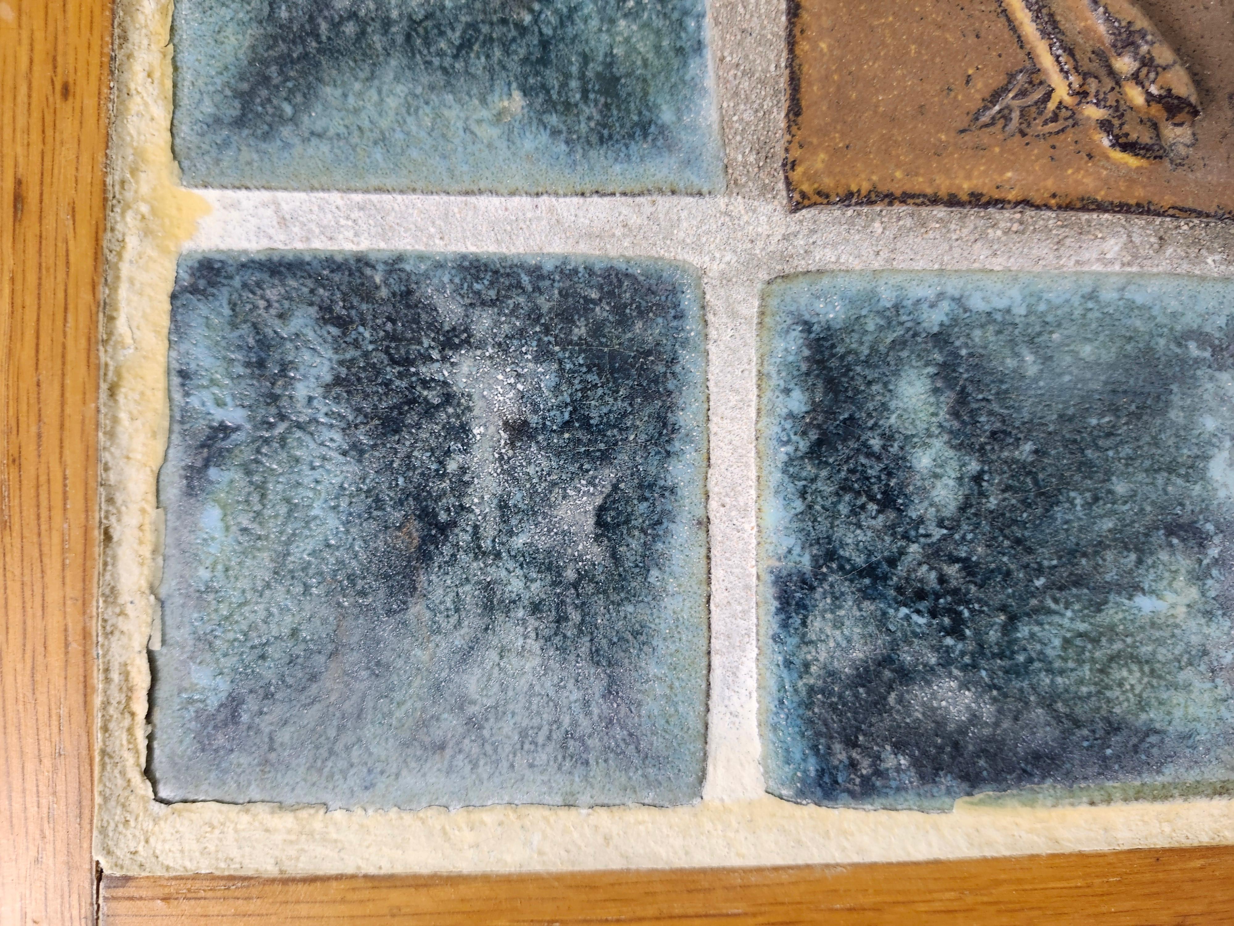 Arts & Craft Hand Ciled Plaque mit einem Rahmen aus Eiche 1970 (Ende des 20. Jahrhunderts) im Angebot