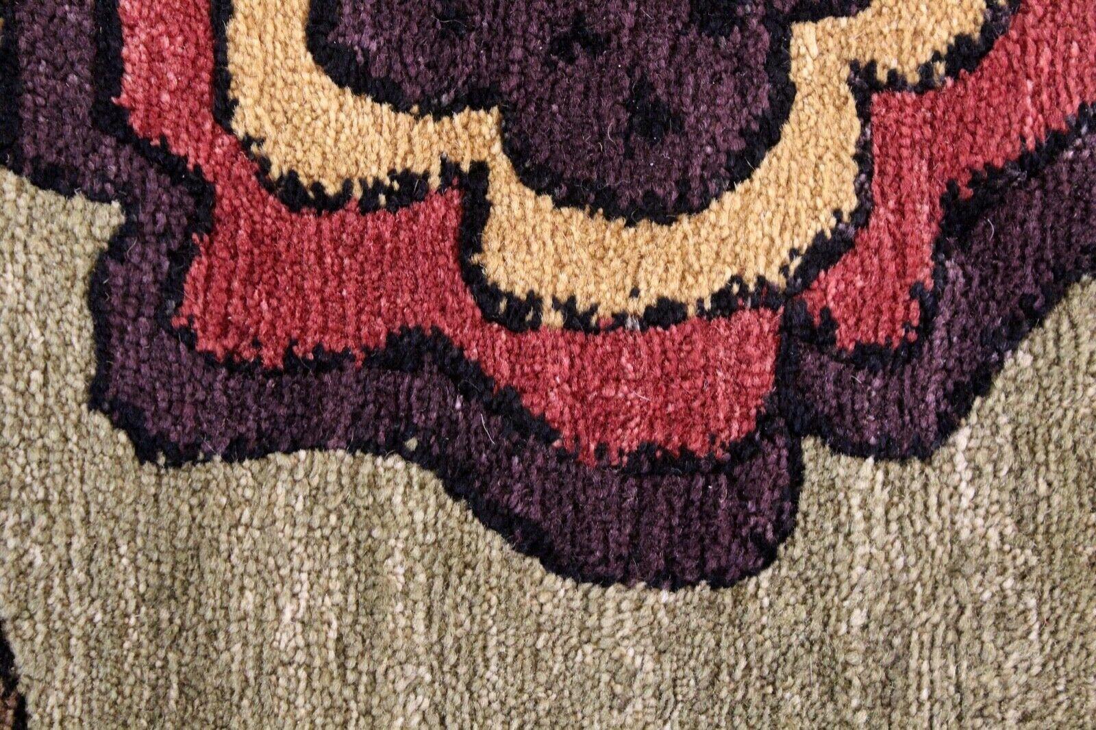 Arts & Crafts Hand Spun Wool Rug by Nepal Tufenkian In Good Condition In Keego Harbor, MI