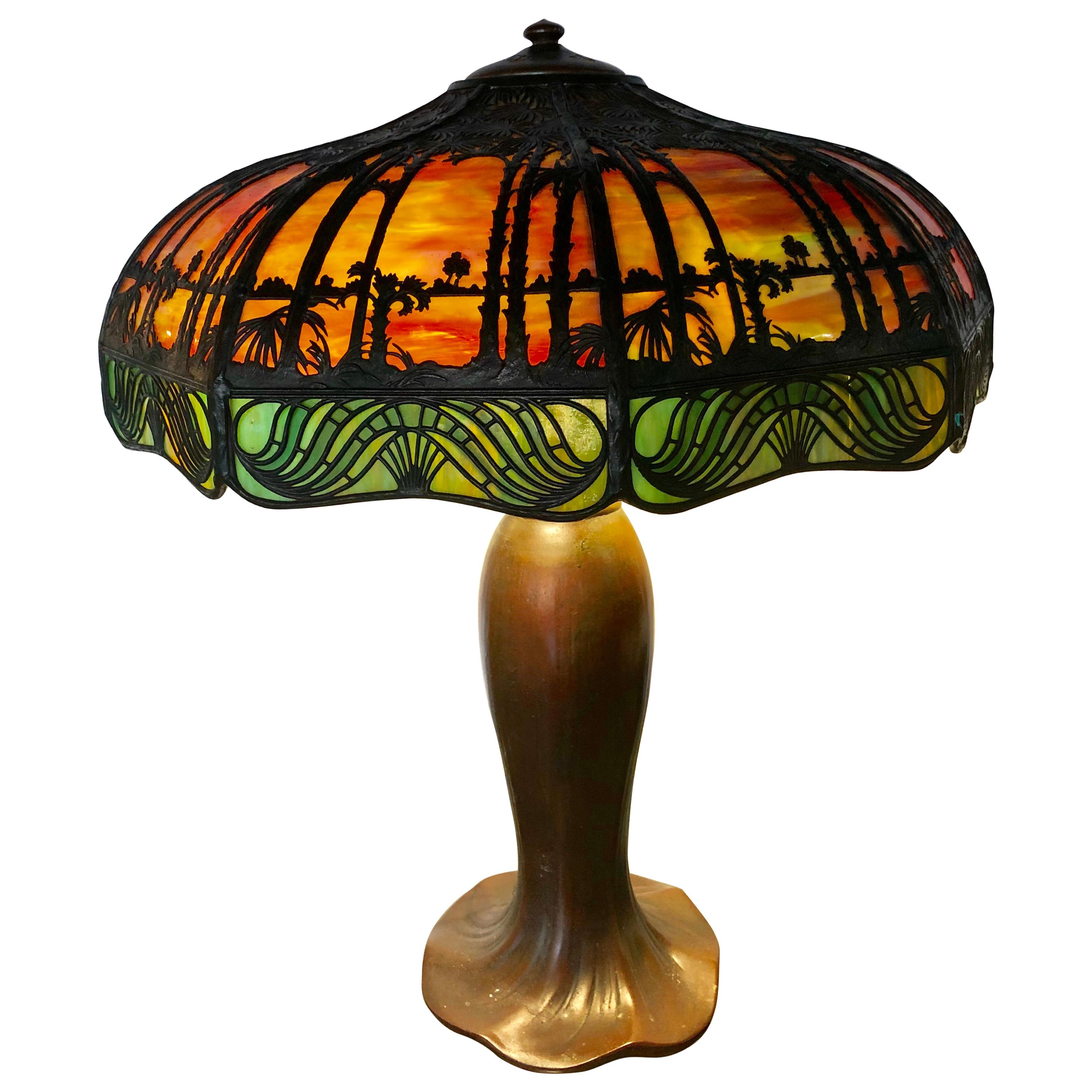 Handel Co. Arts and Crafts, lampe de bureau palmier, verre d'art, bronze, années 1900