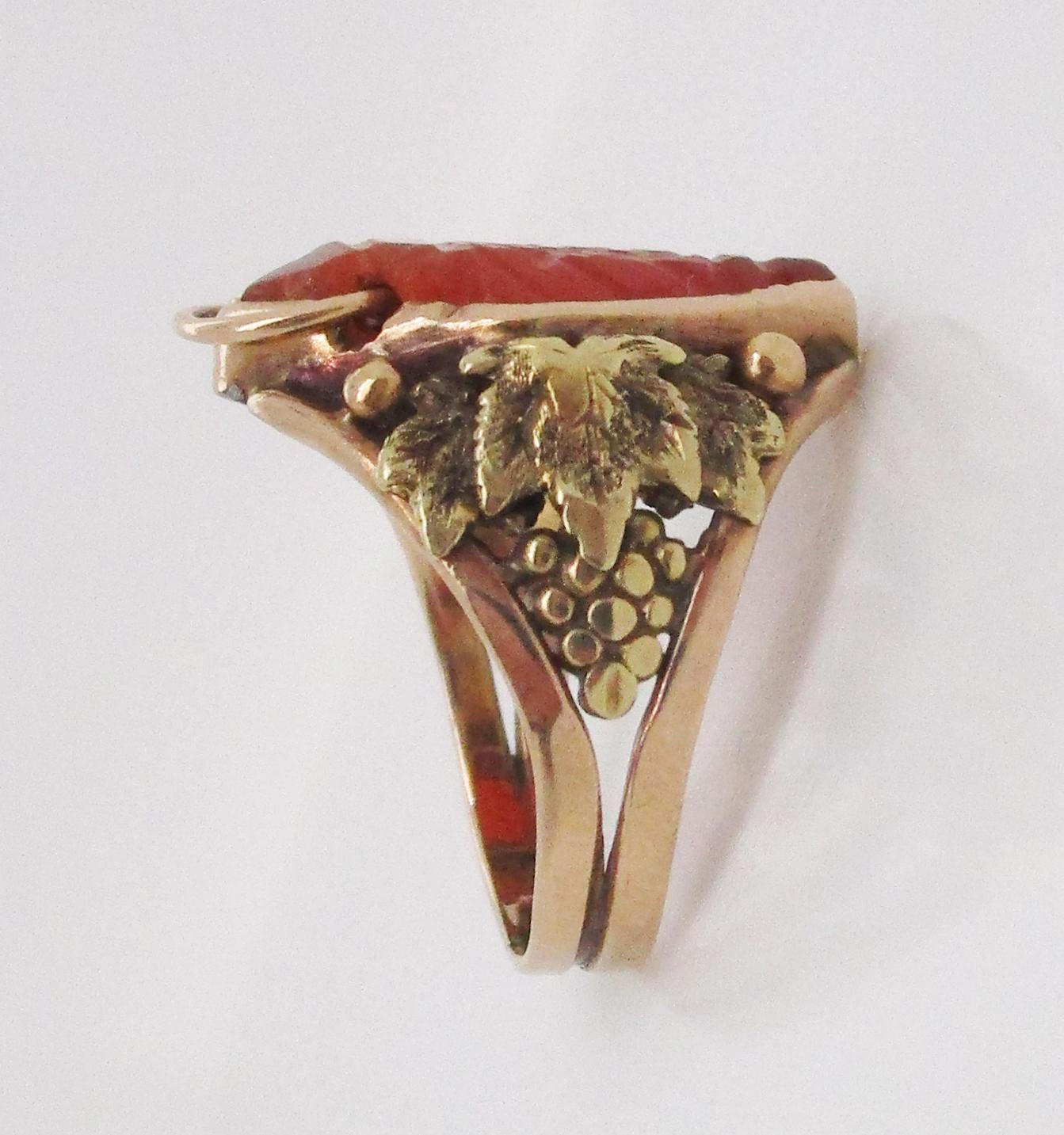 Women's or Men's Arts & Crafts Handmade 14 Karat Yellow Gold Carnelian Ring with Grape Leaf Motif For Sale